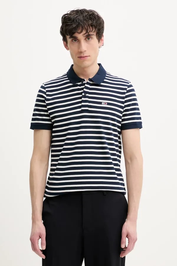Tommy Jeans polo de bumbac barbati, culoarea albastru marin, neted, DM0DM20676 Tommy Jeans polo de bumbac barbati, culoarea albastru marin, neted, DM0DM20676