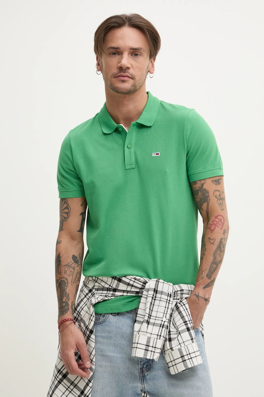Tommy Jeans polo de bumbac barbati, culoarea verde, neted, DM0DM20676 Tommy Jeans polo de bumbac barbati, culoarea verde, neted, DM0DM20676