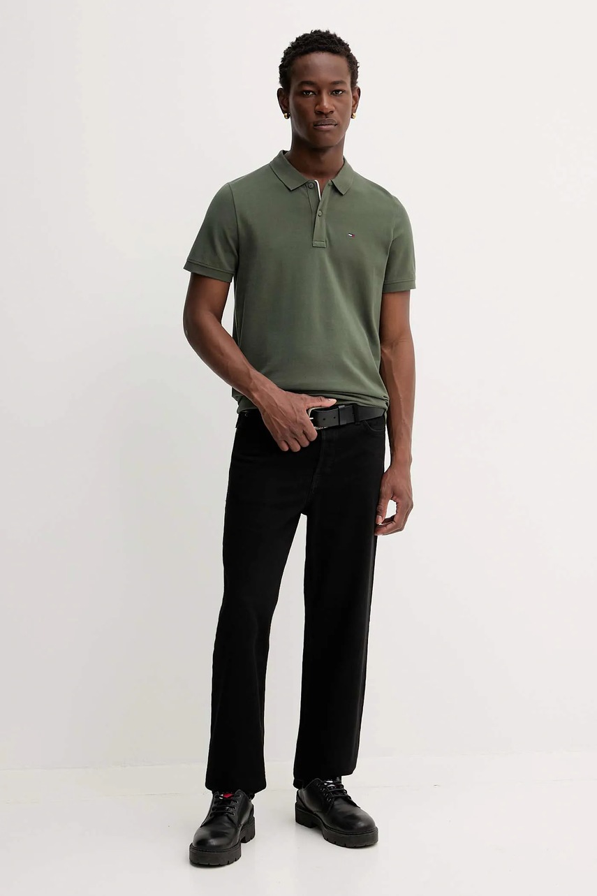 Хлопковое поло Tommy Jeans цвет синий однотонное DM0DM20676