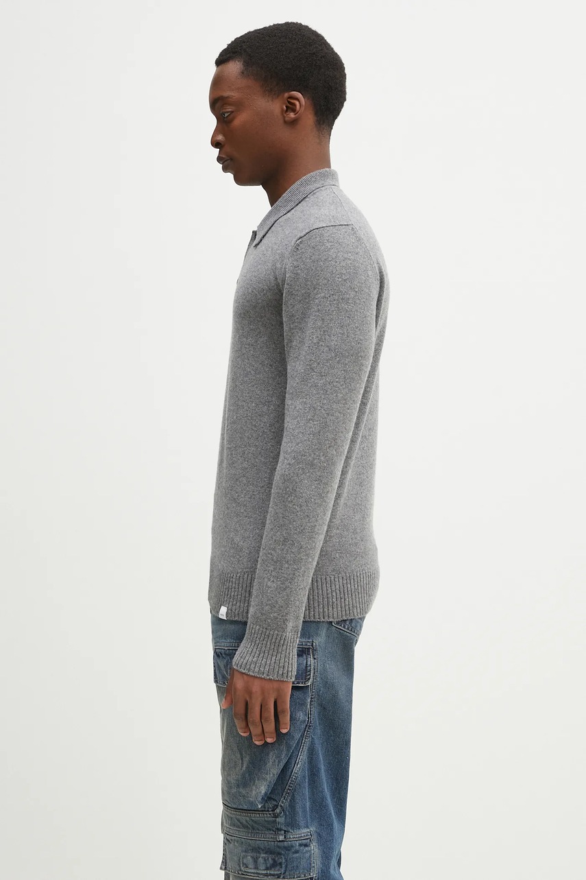 Шерстяной свитер Norse Projects Norse Standard Merino Lambswool Polo мужской цвет серый N45.0621.1500 Шерстяной свитер Norse Projects Norse Standard Merino Lambswool Polo мужской цвет серый N45.0621.1500