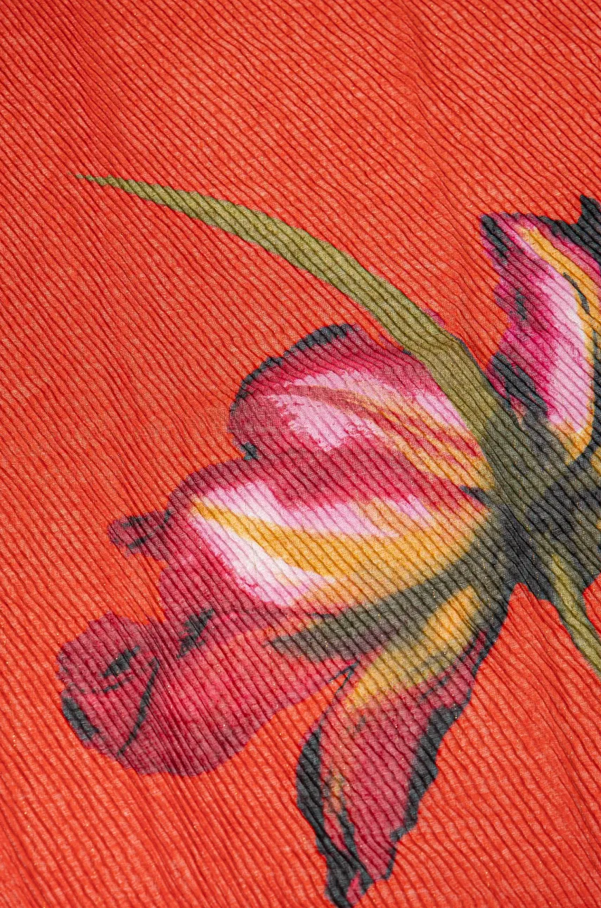 Шарф Desigual BIG FIORE RECTANGLE женский цвет красный узорный 25SAWA59 Шарф Desigual BIG FIORE RECTANGLE женский цвет красный узорный 25SAWA59