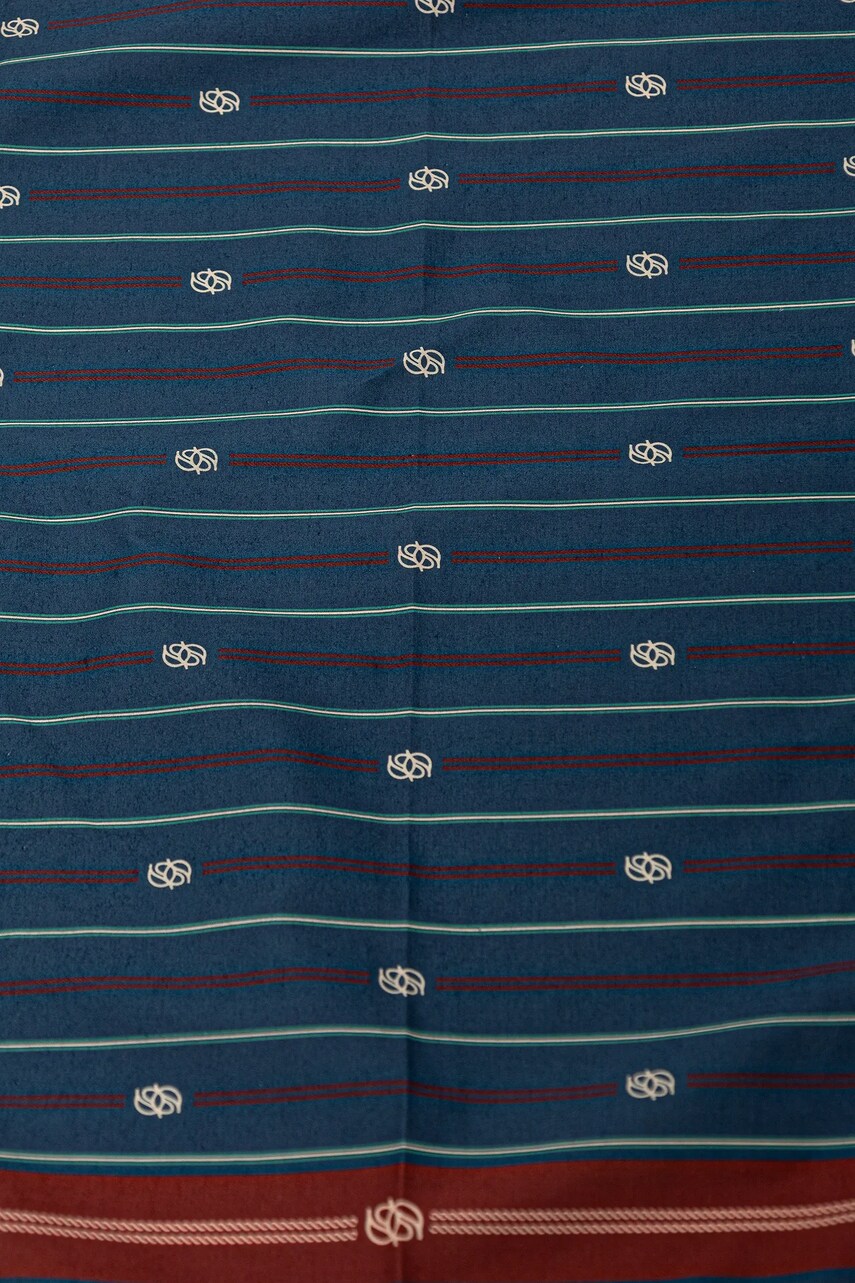 Хлопковый платок на шею Drôle de Monsieur Le Foulard RayE Monogramme мужской цвет синий узор G-BA014-CO128-BE Хлопковый платок на шею Drôle de Monsieur Le Foulard RayE Monogramme мужской цвет синий узор G-BA014-CO128-BE