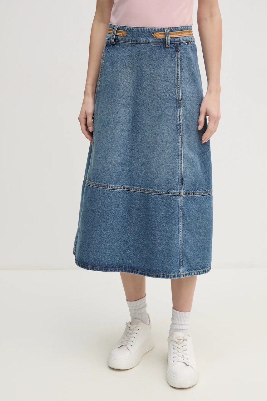 Levně Džínová sukně Tommy Hilfiger modrá barva, midi, áčková, WW0WW43733
