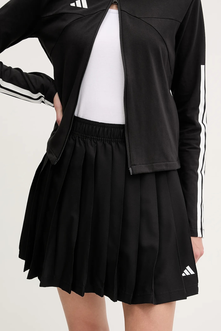 adidas fustă Tiro culoarea negru, mini, evazati, JG4100 adidas fustă Tiro culoarea negru, mini, evazati, JG4100