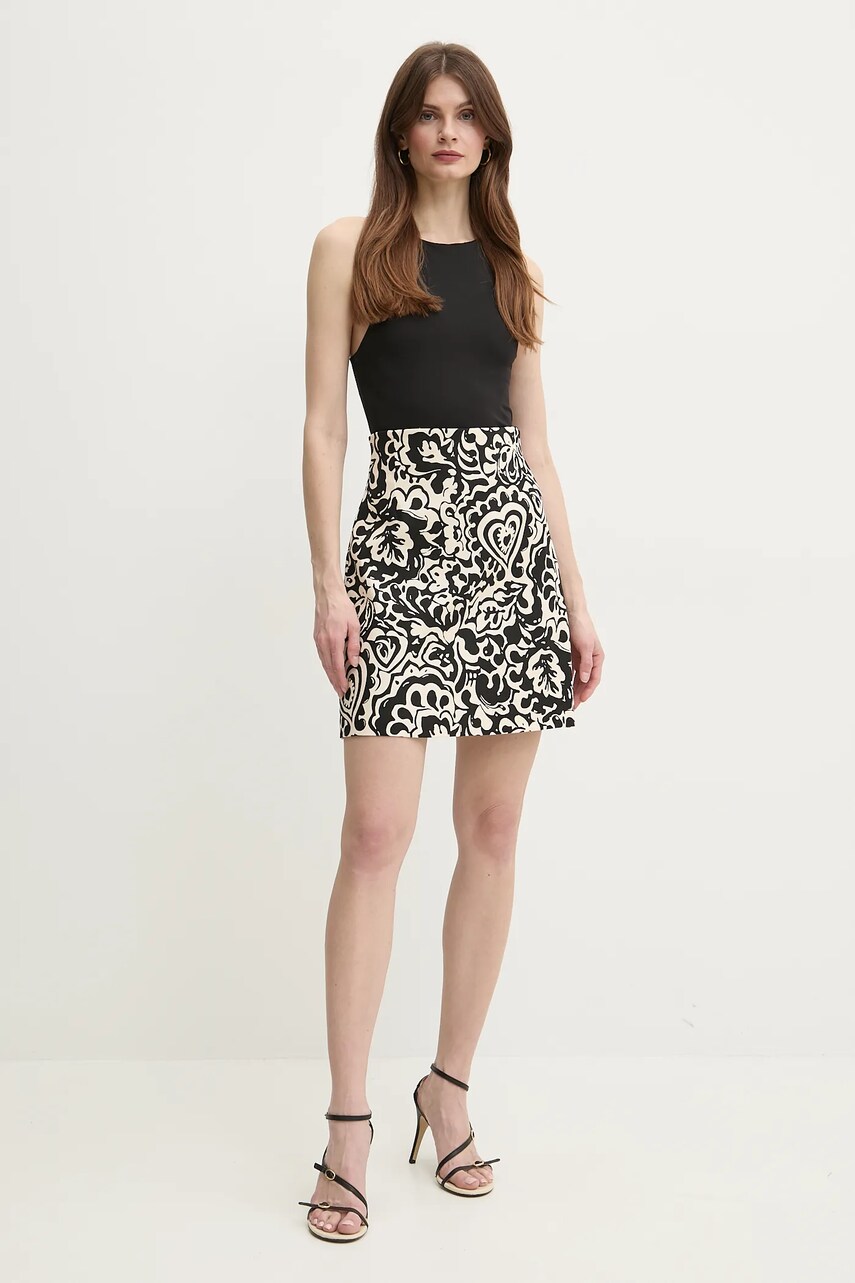 Юбка Weekend Max Mara цвет бежевый mini прямая 2515101052600 Юбка Weekend Max Mara цвет бежевый mini прямая 2515101052600