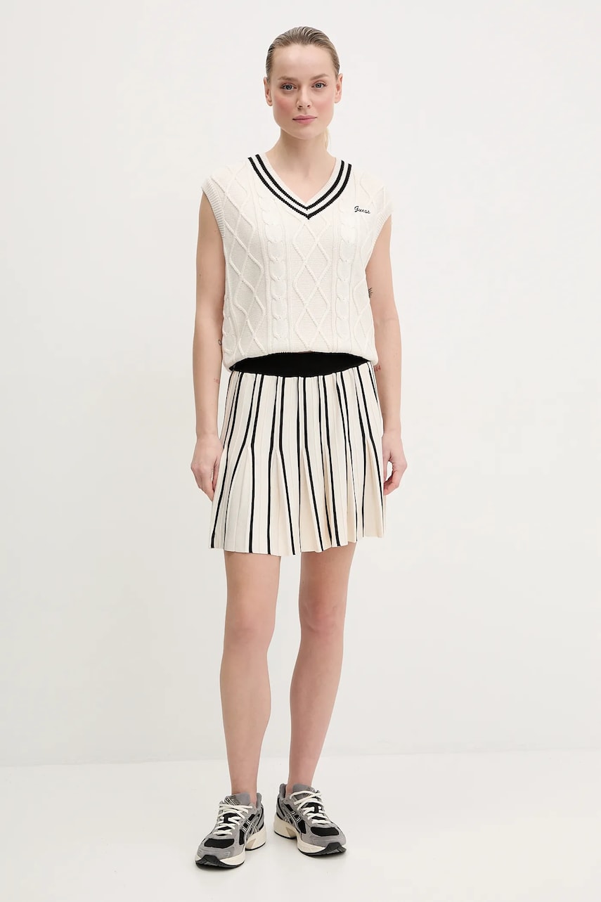 Юбка Guess цвет бежевый mini расклешённая V5GD00 Z3D60 Юбка Guess цвет бежевый mini расклешённая V5GD00 Z3D60