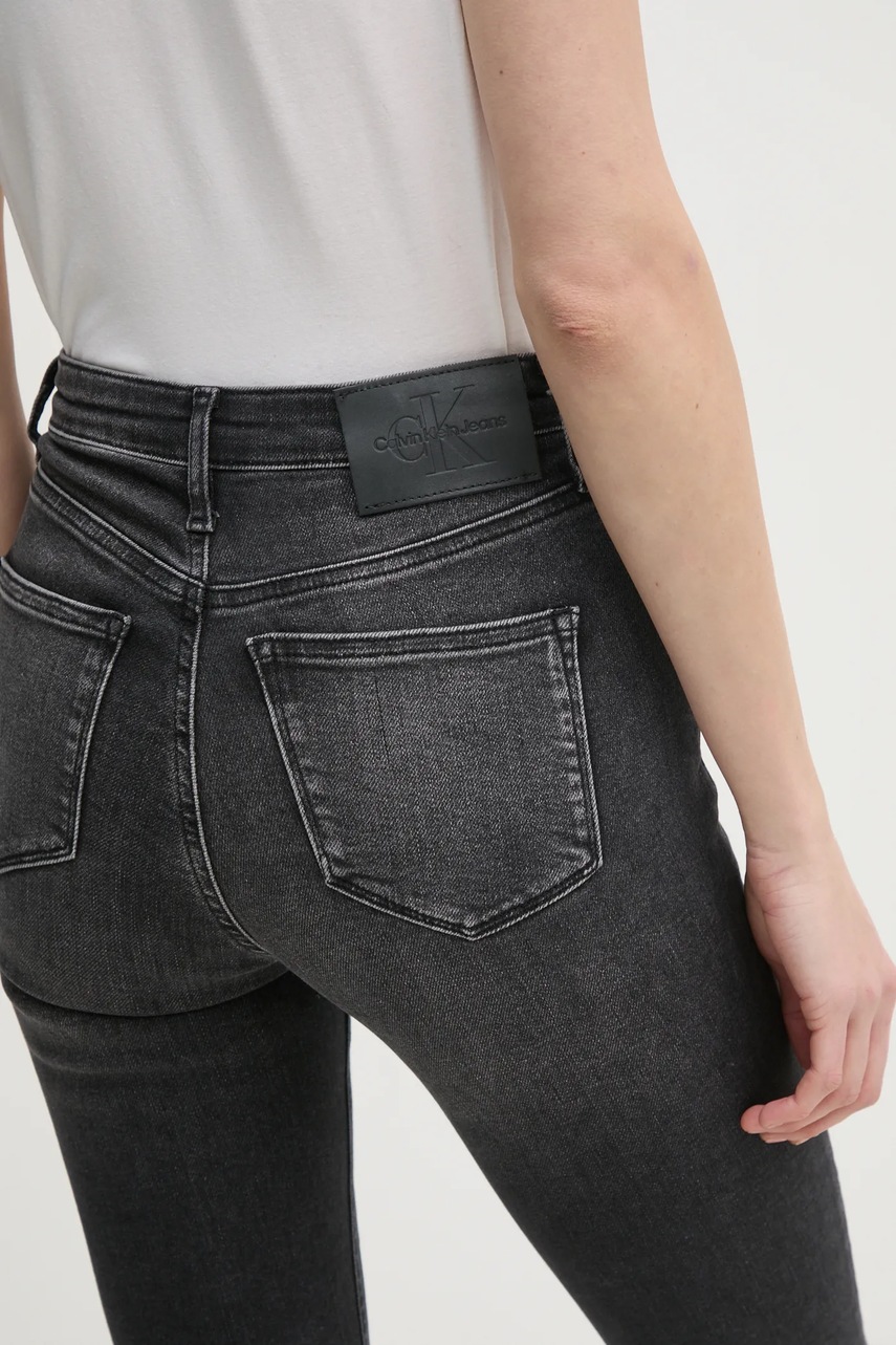 Джинси Calvin Klein Jeans жіночі колір чорний J20J224493 
