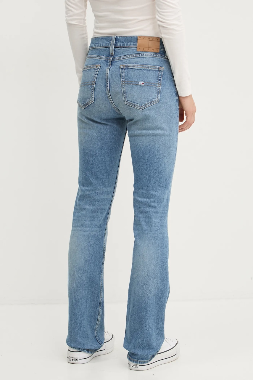 Джинсы Tommy Jeans женские средняя посадка DW0DW19565 Джинсы Tommy Jeans женские средняя посадка DW0DW19565