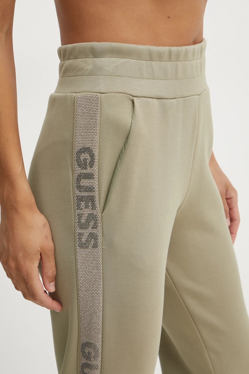Спортивні штани Guess VICTOIRE колір зелений з аплікацією W5RB00 KBYE2 