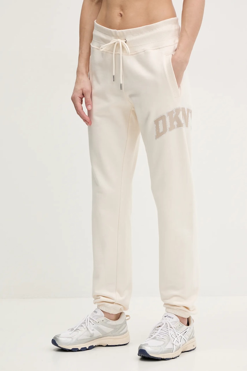 Dkny pantaloni de trening din bumbac femei, culoarea bej, cu imprimeu, DP5P3615 Dkny pantaloni de trening din bumbac femei, culoarea bej, cu imprimeu, DP5P3615