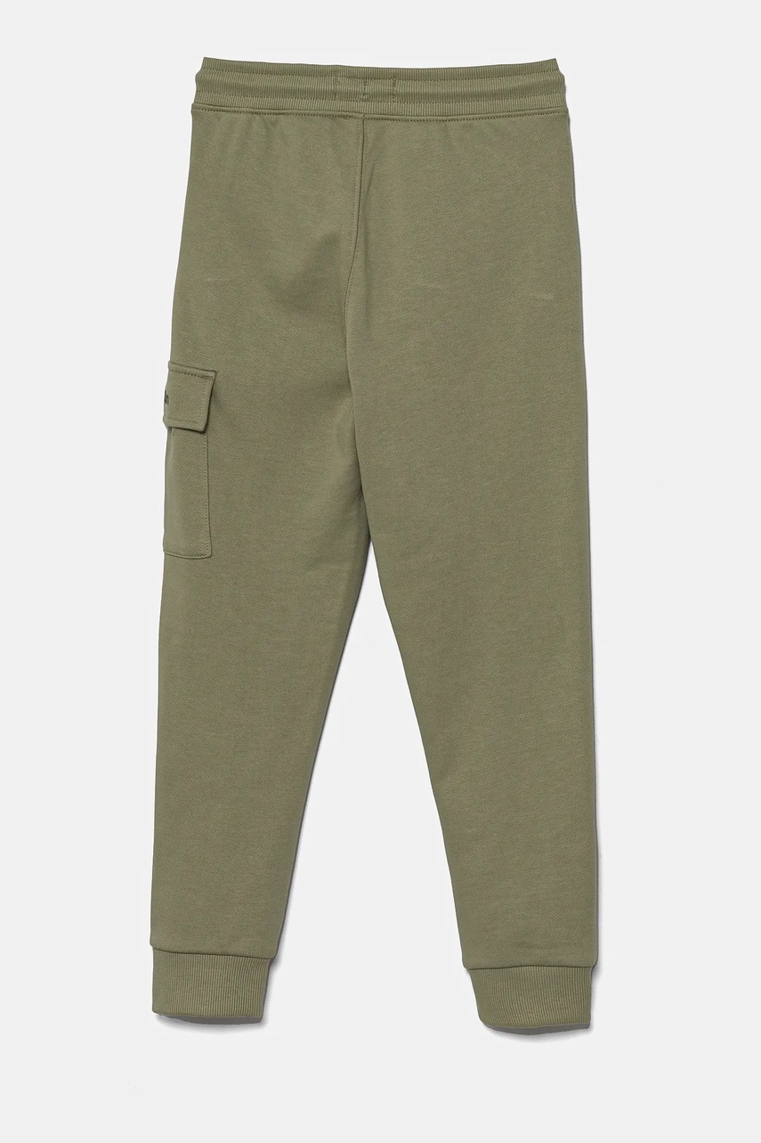 Детские хлопковые штаны Calvin Klein Jeans RELAXED TAPERED LEG CARGO цвет зелёный однотонные IB0IB02409