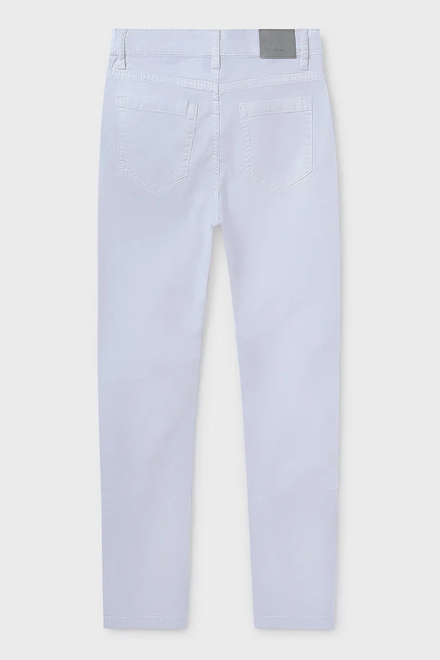 Детские брюки Mayoral slim fit basic цвет белый однотонные 520 Детские брюки Mayoral slim fit basic цвет белый однотонные 520
