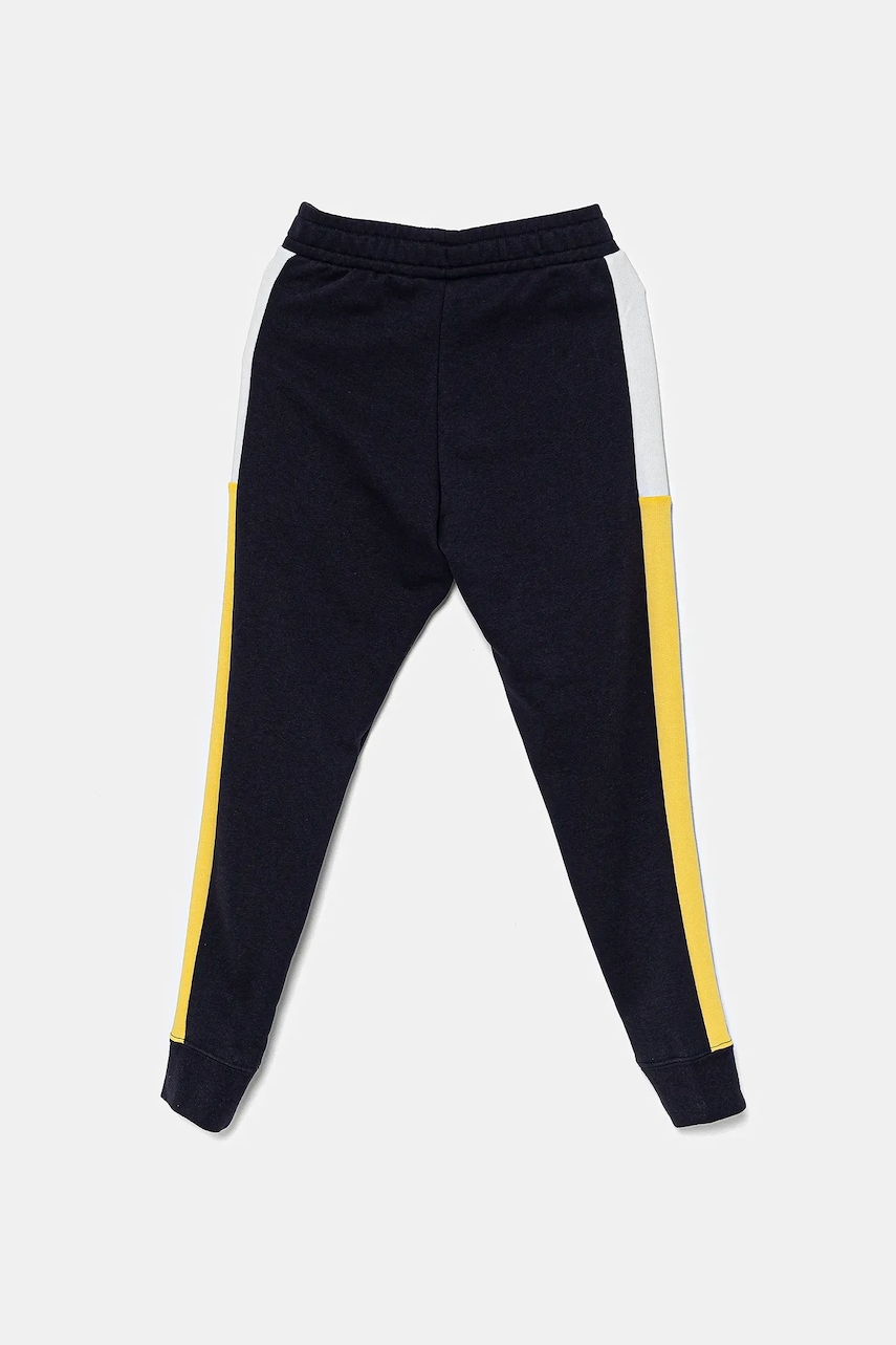 Детские спортивные штаны Puma ESS BLOCK Sweatpants TR цвет синий с узором 685820 Детские спортивные штаны Puma ESS BLOCK Sweatpants TR цвет синий с узором 685820