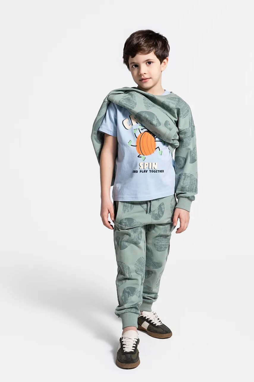 Coccodrillo pantaloni de trening pentru copii culoarea verde, modelator, SAGE TIME BOY KIDS Coccodrillo pantaloni de trening pentru copii culoarea verde, modelator, SAGE TIME BOY KIDS