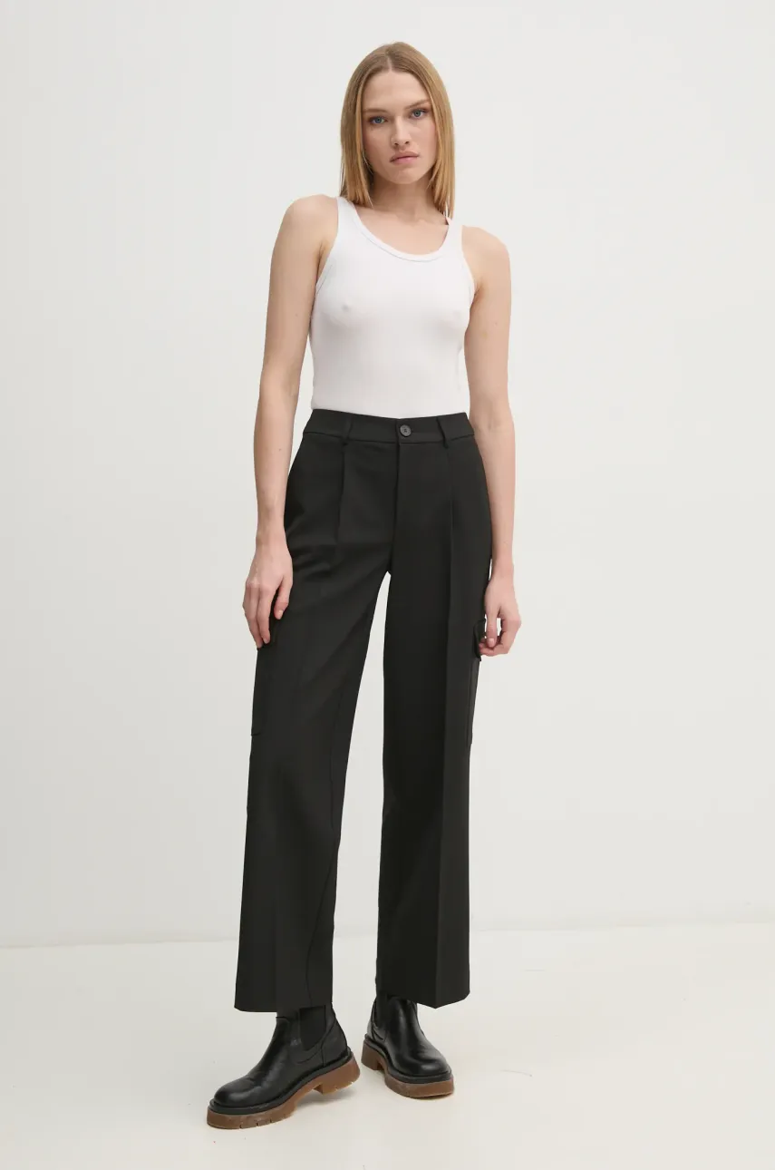 Брюки Calvin Klein Jeans женские цвет чёрный фасон cargo высокая посадка J20J224848 Брюки Calvin Klein Jeans женские цвет чёрный фасон cargo высокая посадка J20J224848