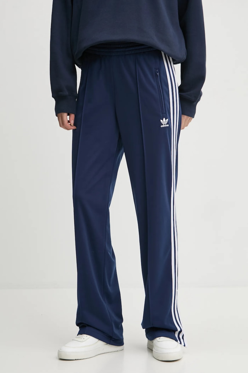 adidas Originals pantaloni de trening Firebird culoarea bleumarin, cu imprimeu, JC8285 adidas Originals pantaloni de trening Firebird culoarea bleumarin, cu imprimeu, JC8285