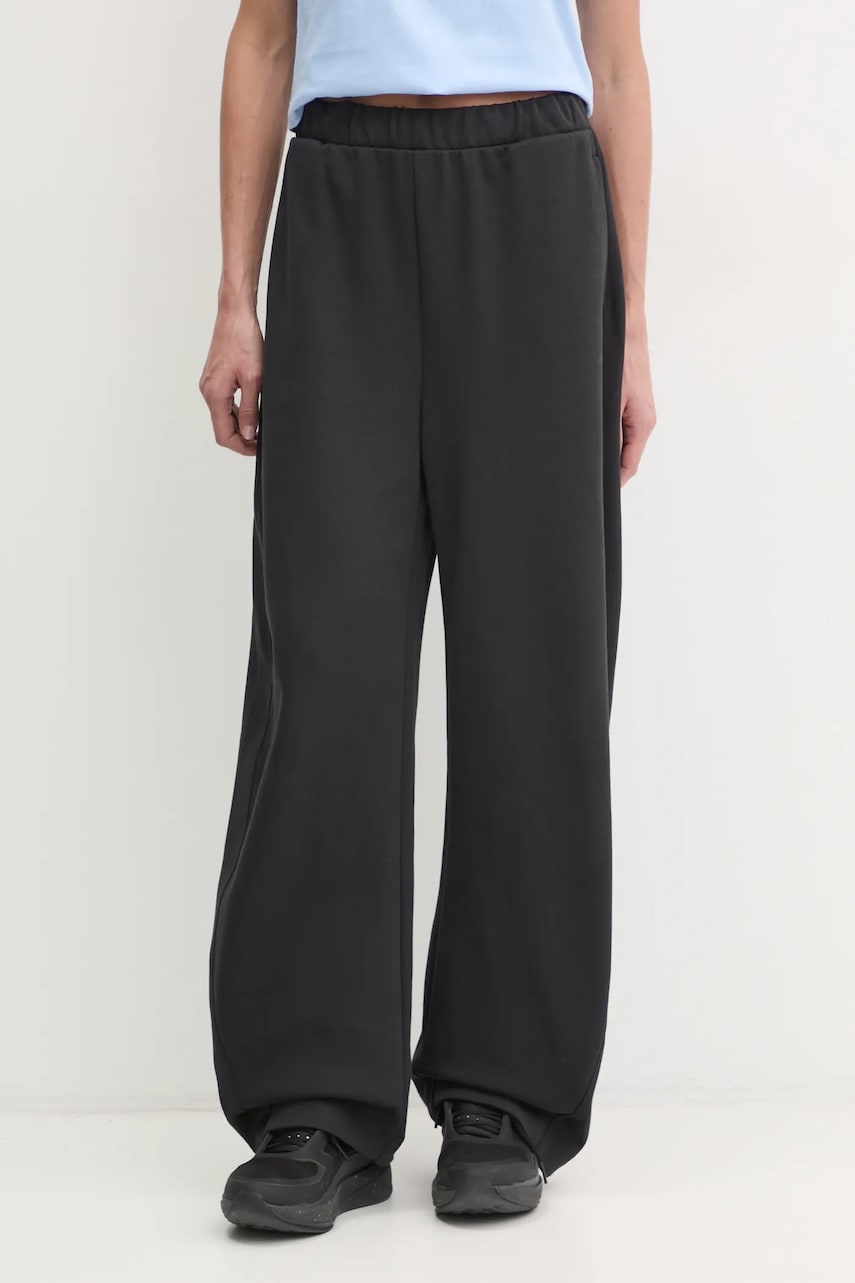 adidas pantaloni de trening City Escape culoarea negru, neted, JF3415