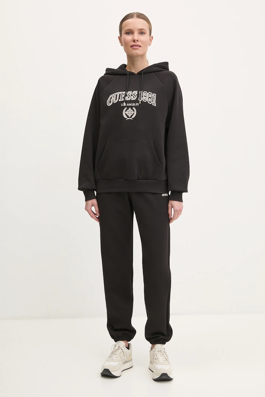 Спортивные штаны Guess MARGARET цвет чёрный с аппликацией V5RB02 KCLD1 Спортивные штаны Guess MARGARET цвет чёрный с аппликацией V5RB02 KCLD1