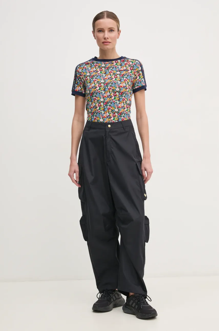 Брюки adidas Originals CARGO PANTS женские цвет чёрный фасон cargo высокая посадка JI5727 Брюки adidas Originals CARGO PANTS женские цвет чёрный фасон cargo высокая посадка JI5727