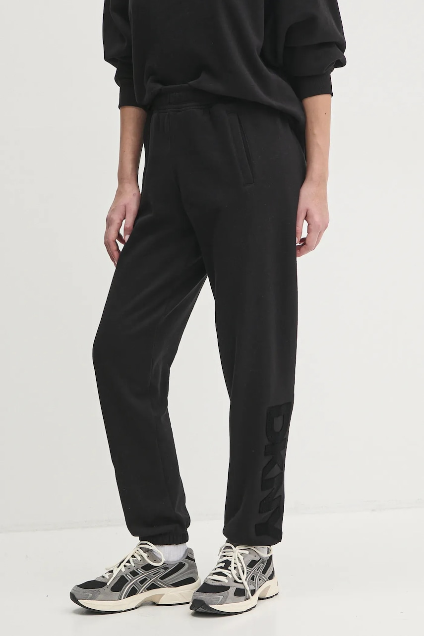 Dkny pantaloni de trening culoarea negru, cu imprimeu, DP5P3585 Dkny pantaloni de trening culoarea negru, cu imprimeu, DP5P3585