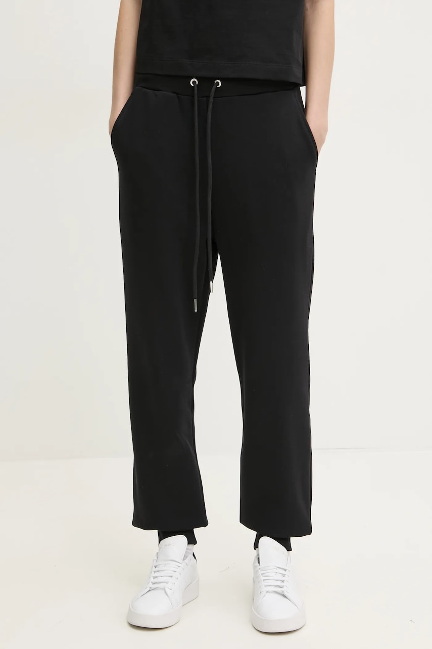 Iceberg pantaloni de trening culoarea negru, neted, B041 6317 Iceberg pantaloni de trening culoarea negru, neted, B041 6317