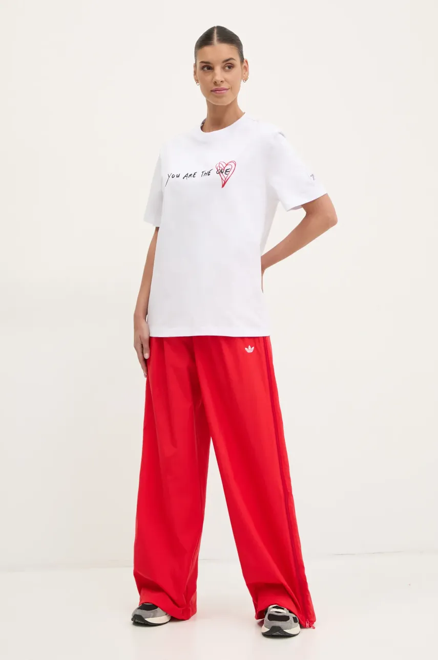 Спортивные штаны adidas Originals WOVEN TP женские цвет красный однотонные JX9205 Спортивные штаны adidas Originals WOVEN TP женские цвет красный однотонные JX9205