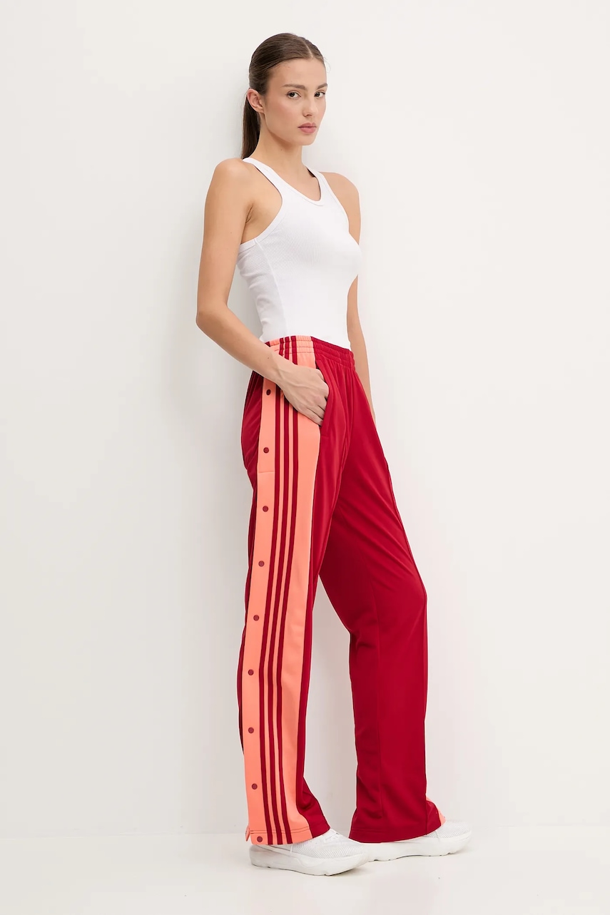 Спортивные штаны adidas Originals Adibreak цвет красный узор JP2305 Спортивные штаны adidas Originals Adibreak цвет красный узор JP2305