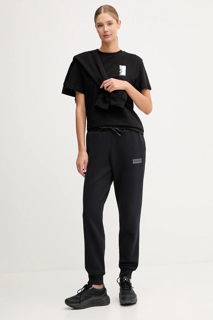 Спортивные штаны Napapijri M-Box женские цвет чёрный с принтом NP0A4HZ60411