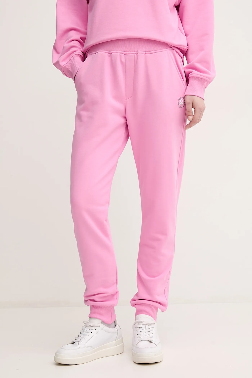 United Colors of Benetton pantaloni de trening culoarea roz, cu imprimeu, 31NB3F04E