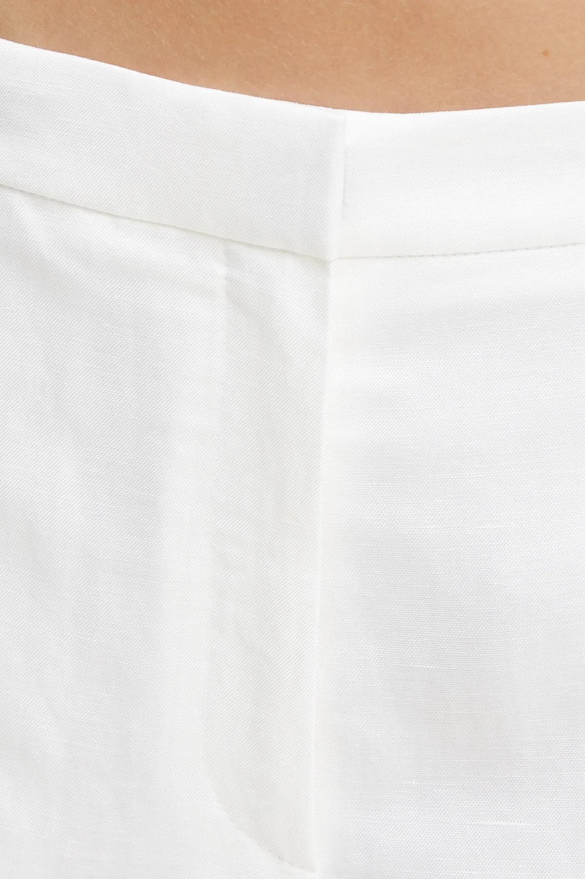 Šortky s příměsí lnu BOSS