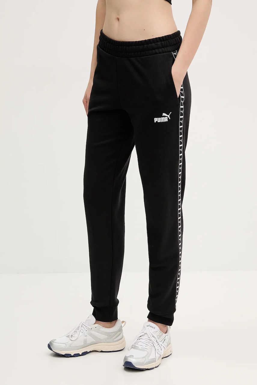 Puma pantaloni de trening femei, culoarea negru, cu imprimeu, 685013 Puma pantaloni de trening femei, culoarea negru, cu imprimeu, 685013