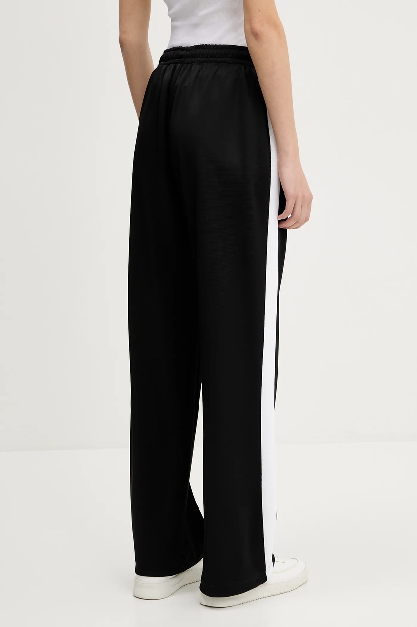 Παντελόνι φόρμας Guess Jeans φωτογραφία