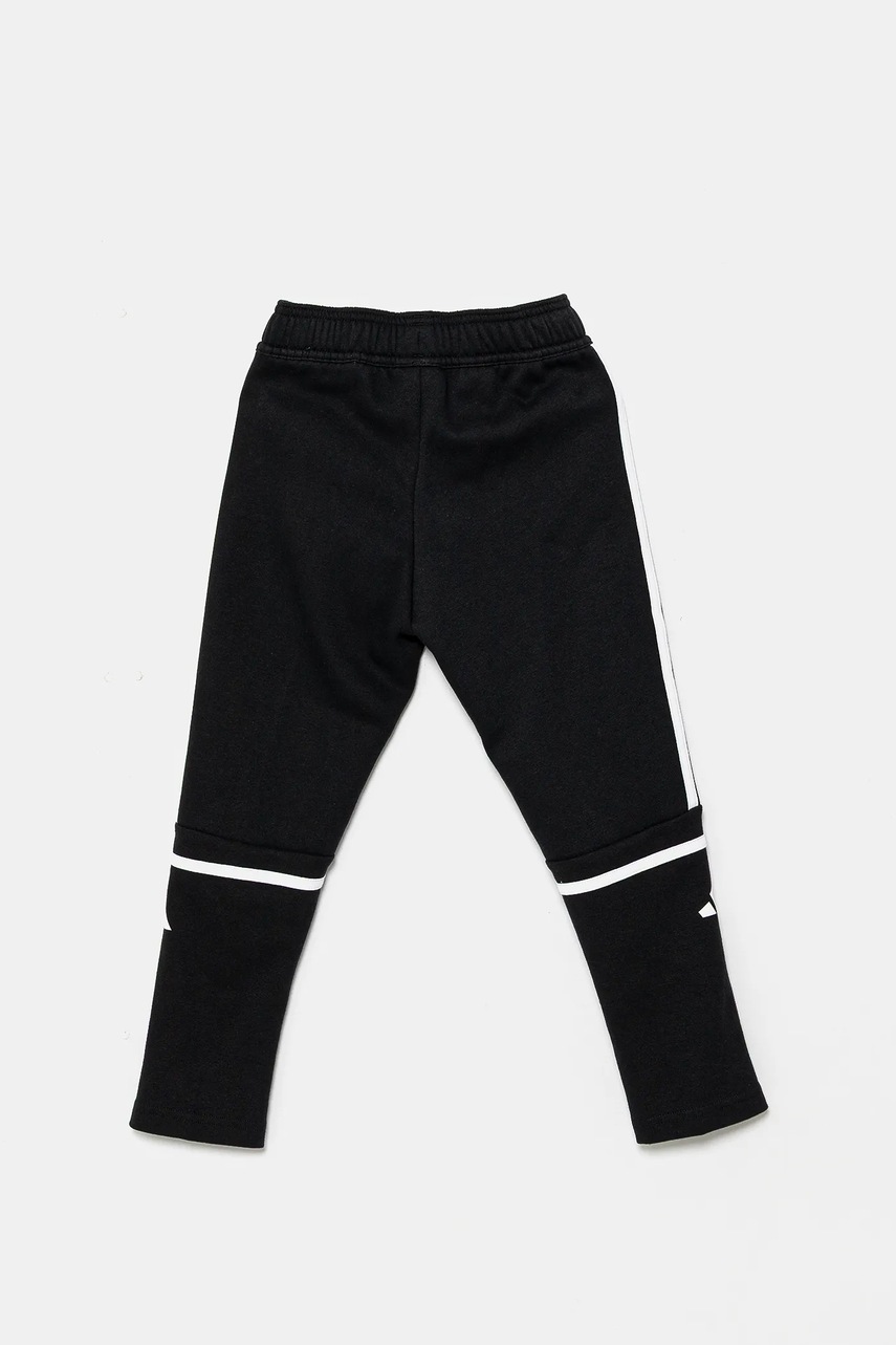 Детские спортивные штаны adidas Performance цвет чёрный с аппликацией JE2762
