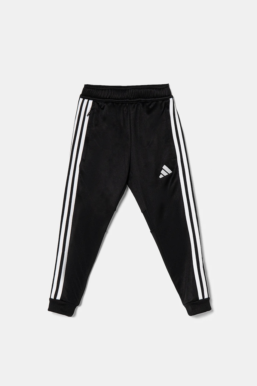 Детские спортивные штаны adidas Performance цвет чёрный с аппликацией JD3061 Детские спортивные штаны adidas Performance цвет чёрный с аппликацией JD3061