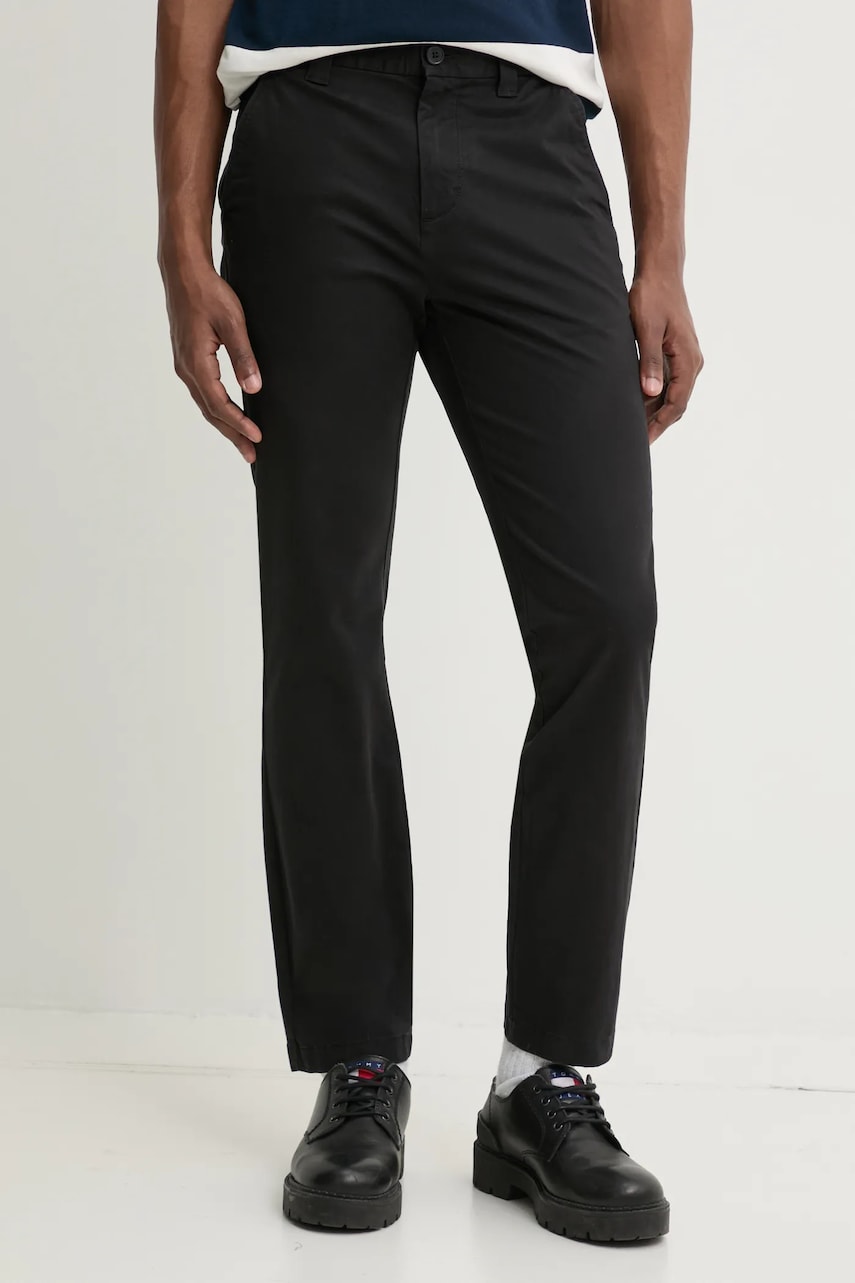Tommy Jeans pantaloni bărbați, culoarea negru, mulați, DM0DM20282 Tommy Jeans pantaloni bărbați, culoarea negru, mulați, DM0DM20282