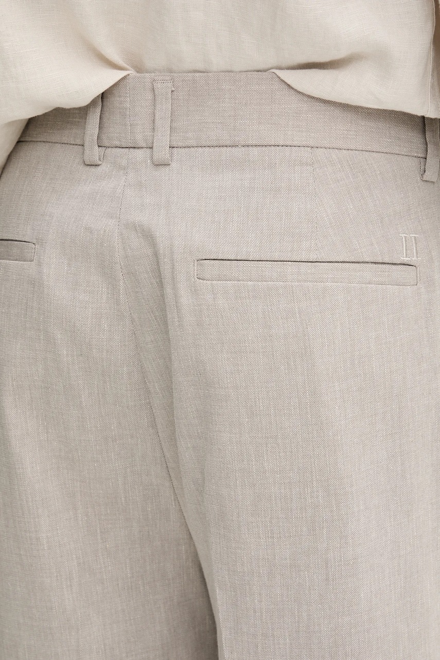 Παντελόνι με λινό μείγμα φωτογραφία