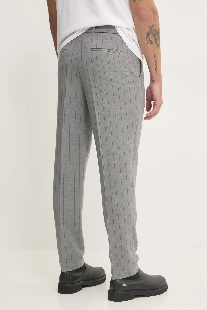 Брюки BOSS мужские цвет серый фасон chinos 50534997 Брюки BOSS мужские цвет серый фасон chinos 50534997