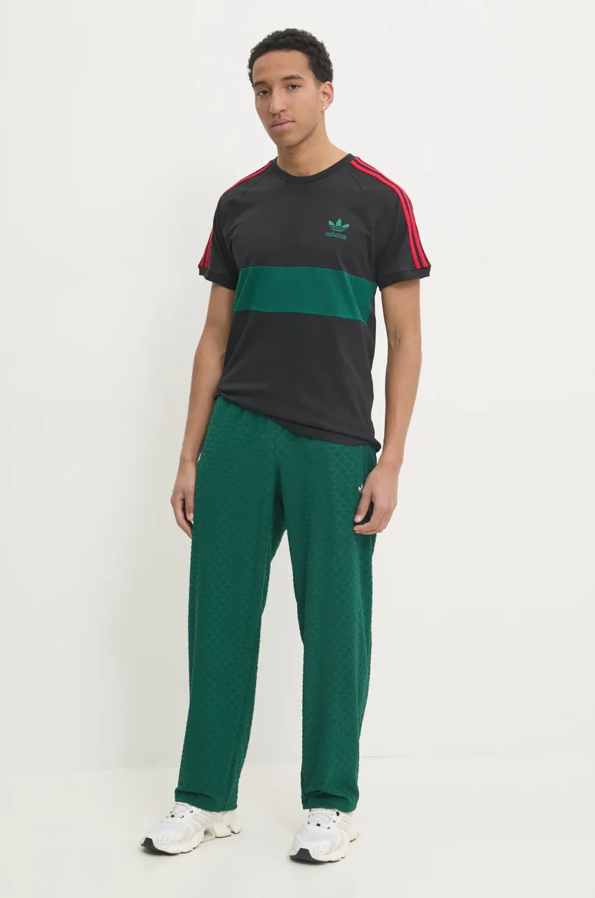 Спортивные штаны adidas Originals Q12 MONOGRAM TR цвет зелёный однотонные JD0699 Спортивные штаны adidas Originals Q12 MONOGRAM TR цвет зелёный однотонные JD0699