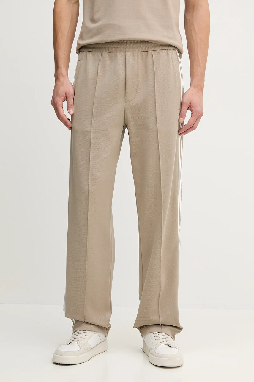 Emporio Armani pantaloni de trening barbati, culoarea bej, cu imprimeu, EM001111 AF13488