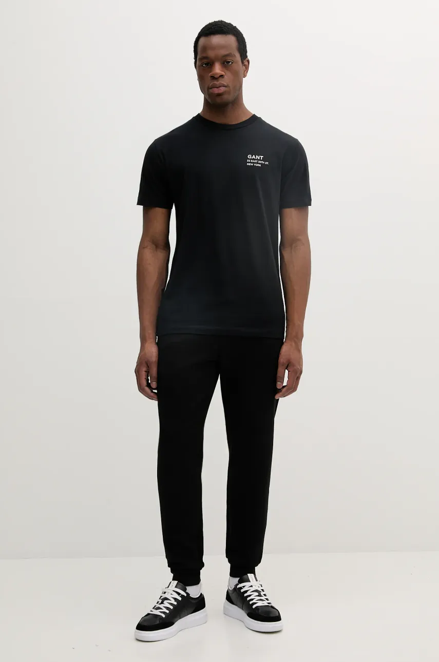 Спортивные штаны Armani Exchange мужские цвет чёрный однотонные XM000373 AF10818 Спортивные штаны Armani Exchange мужские цвет чёрный однотонные XM000373 AF10818