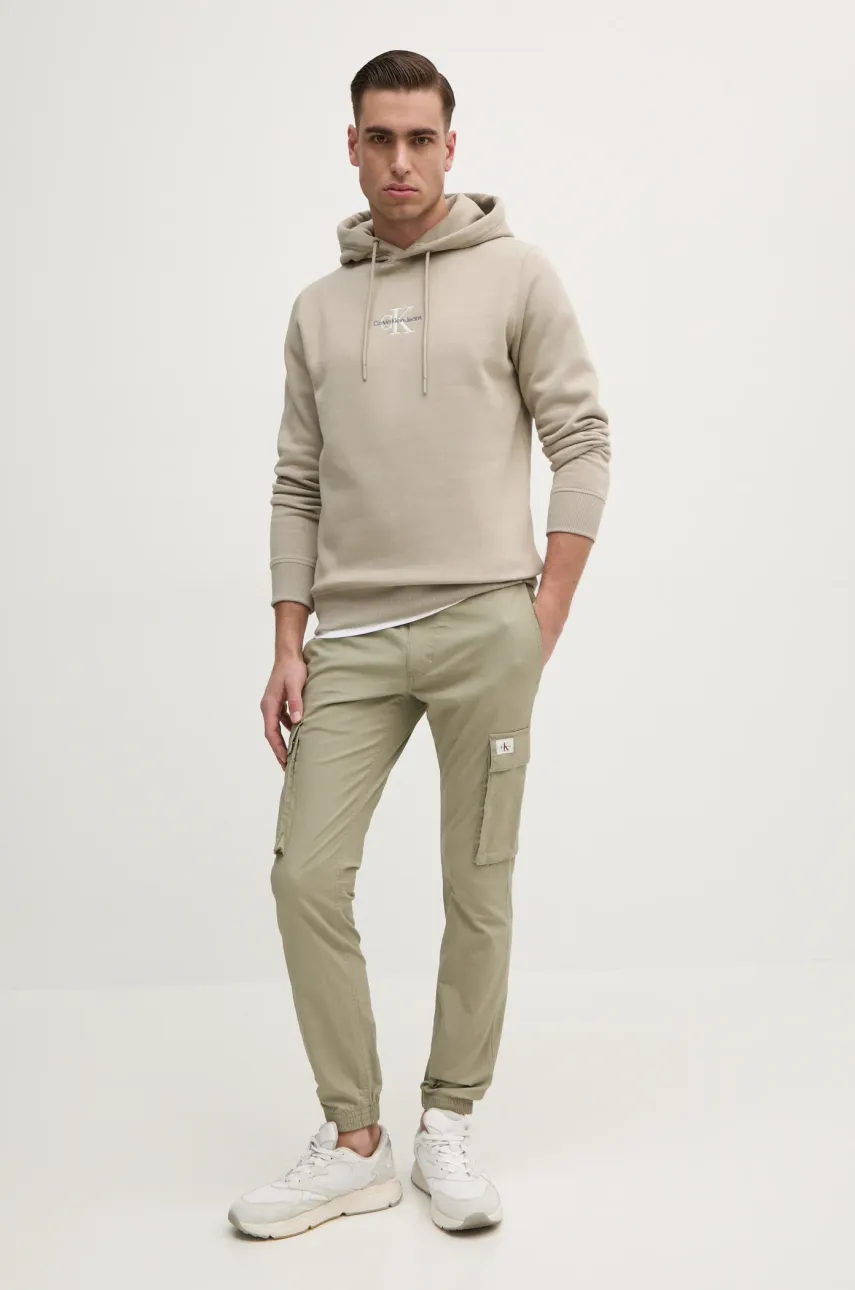 Брюки Calvin Klein Jeans мужские цвет зелёный облегающие J30J327614 Брюки Calvin Klein Jeans мужские цвет зелёный облегающие J30J327614