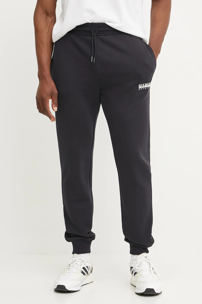 Napapijri pantaloni de trening din bumbac M-Gori bărbați, culoarea negru, cu imprimeu, NP0A4IDS0411 Napapijri pantaloni de trening din bumbac M-Gori bărbați, culoarea negru, cu imprimeu, NP0A4IDS0411