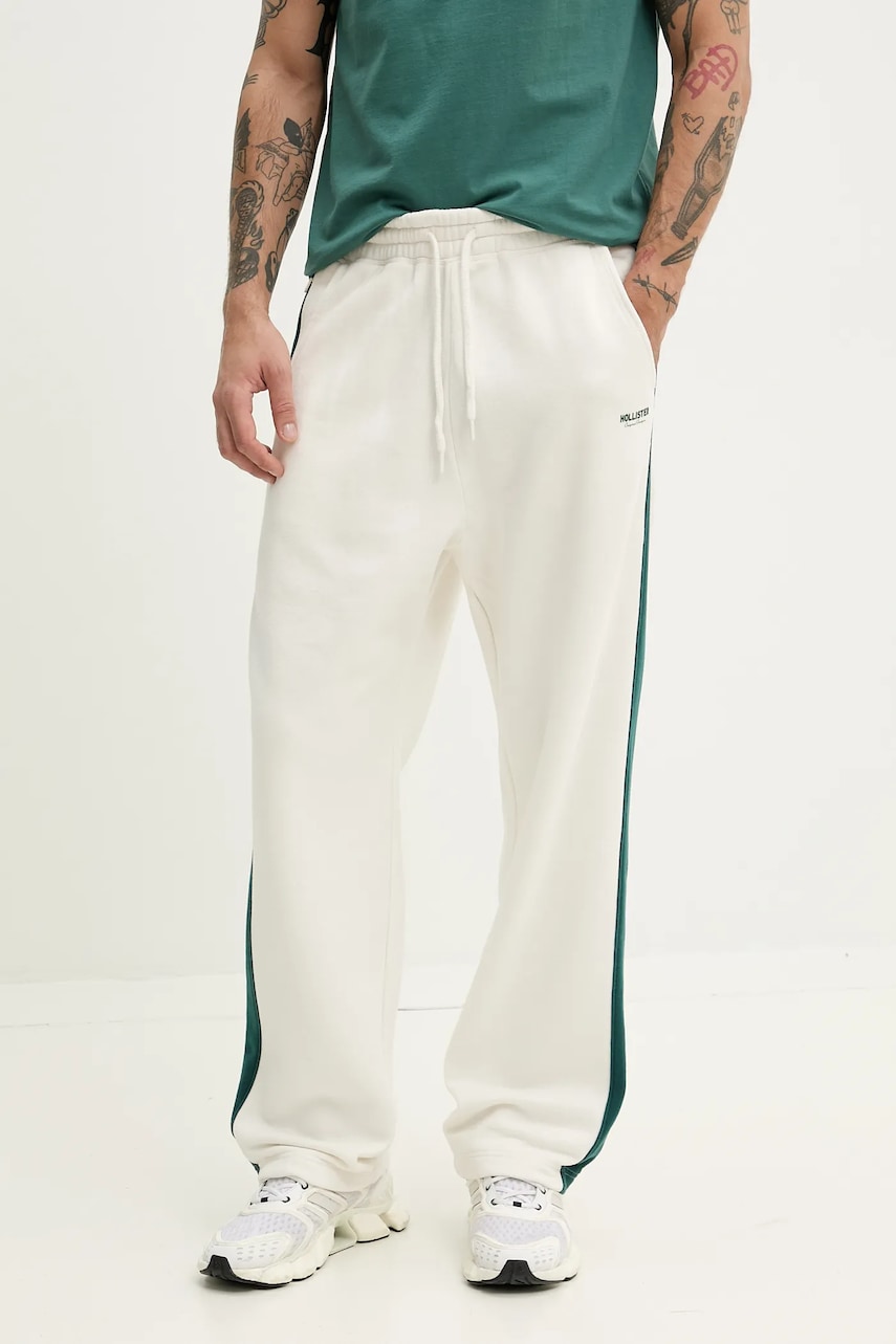 Hollister Co. pantaloni de trening barbati, culoarea bej, cu imprimeu, KI334-5014