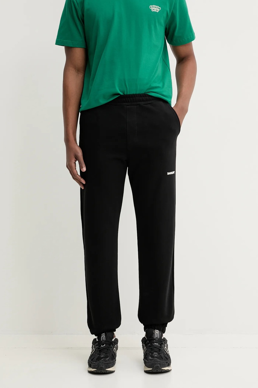 Barrow pantaloni de trening din bumbac culoarea negru, cu imprimeu, S5BWUAFP085
