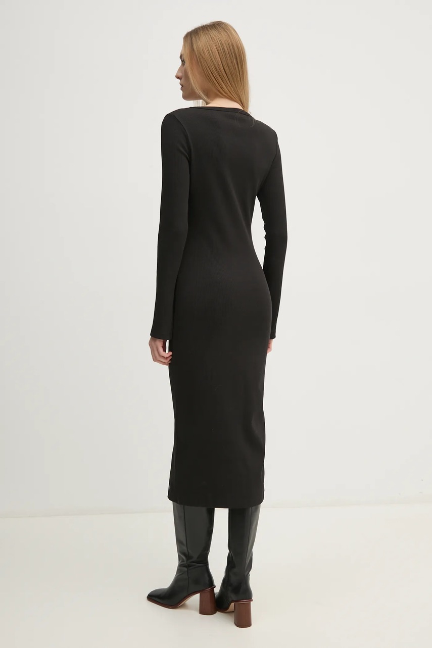 Сукня Calvin Klein Jeans колір чорний midi облягаюча J20J224830 