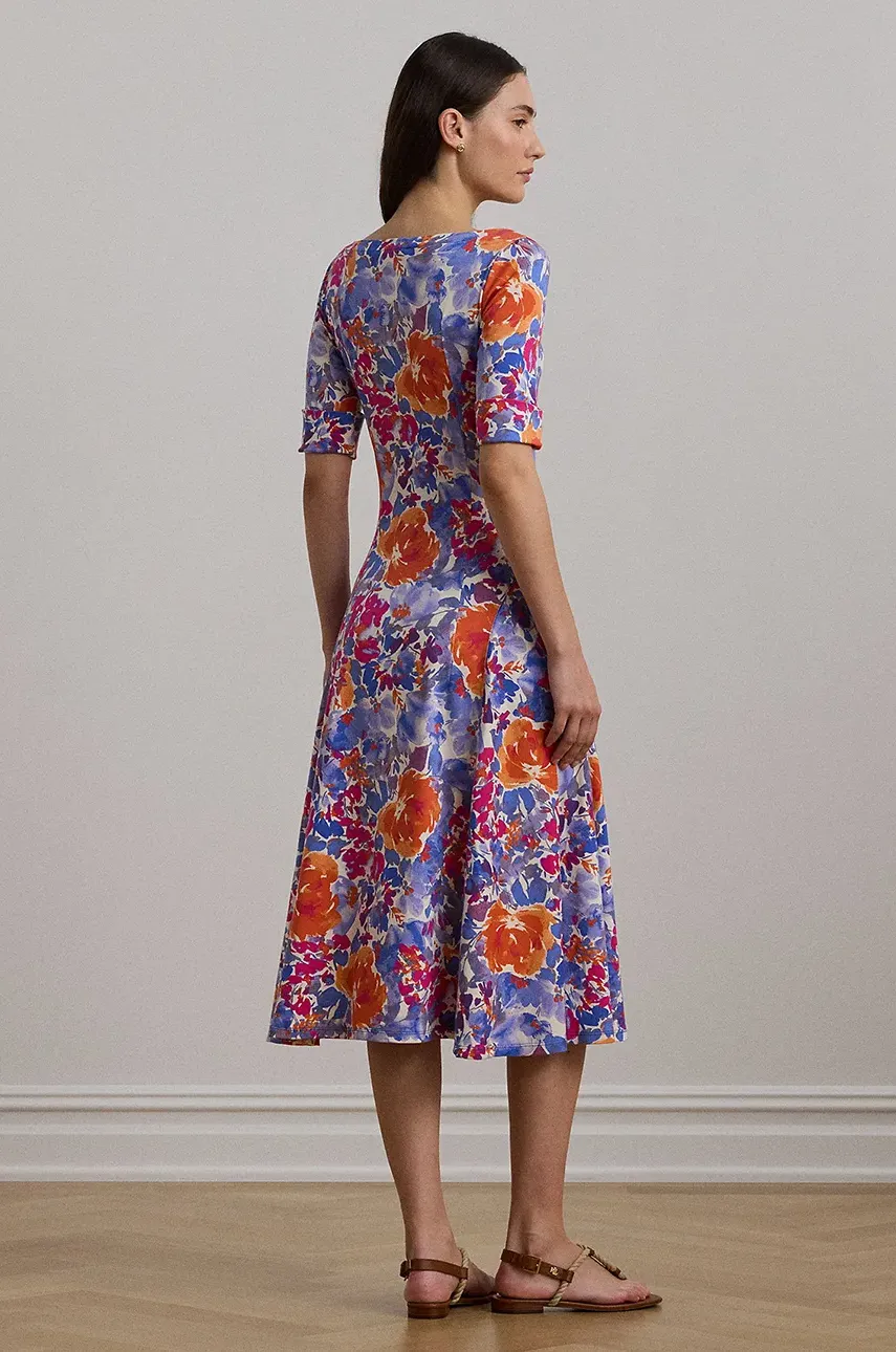 Хлопковое платье Lauren Ralph Lauren цвет белый midi расклешённое 250972596 Хлопковое платье Lauren Ralph Lauren цвет белый midi расклешённое 250972596