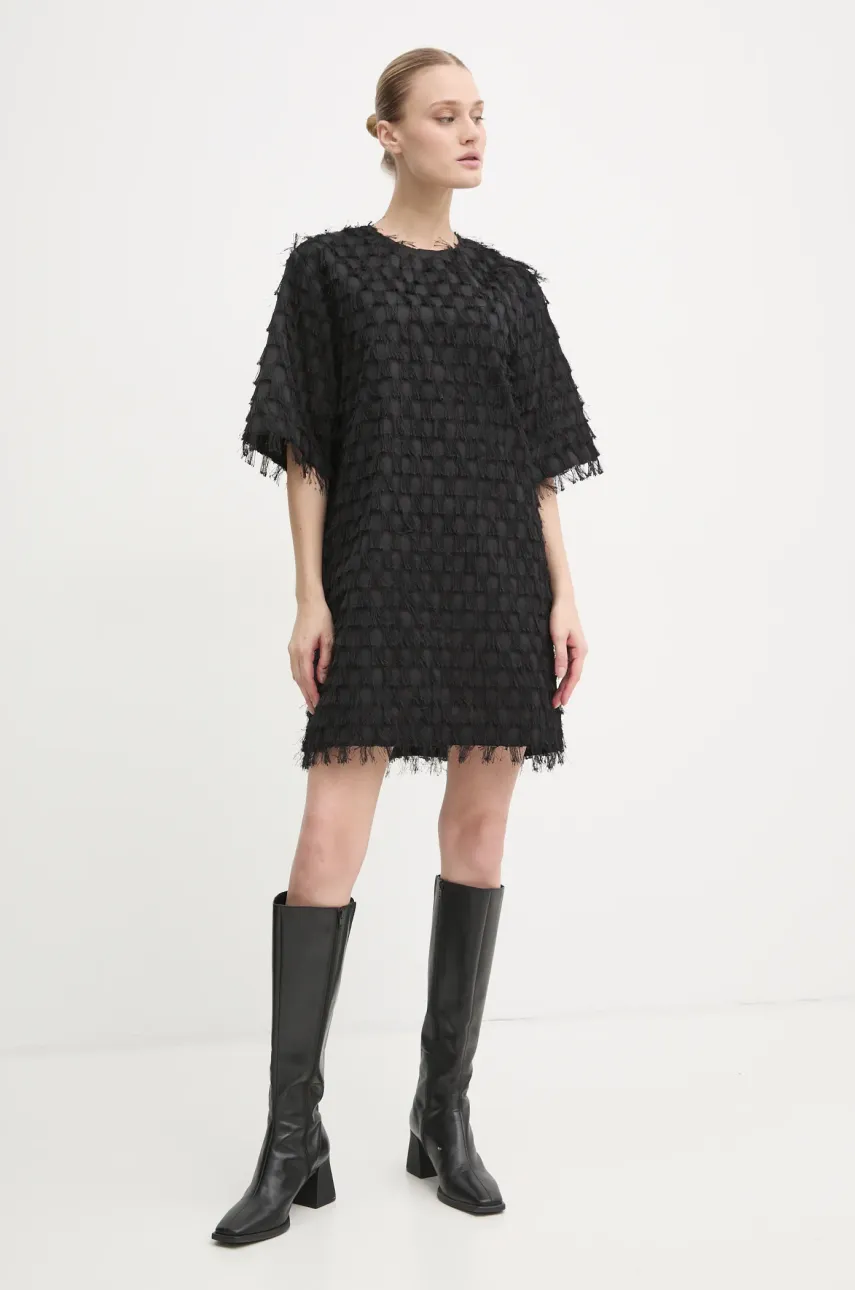 Платье Day Birger et Mikkelsen Nori цвет чёрный mini прямое DAY65243513 Платье Day Birger et Mikkelsen Nori цвет чёрный mini прямое DAY65243513