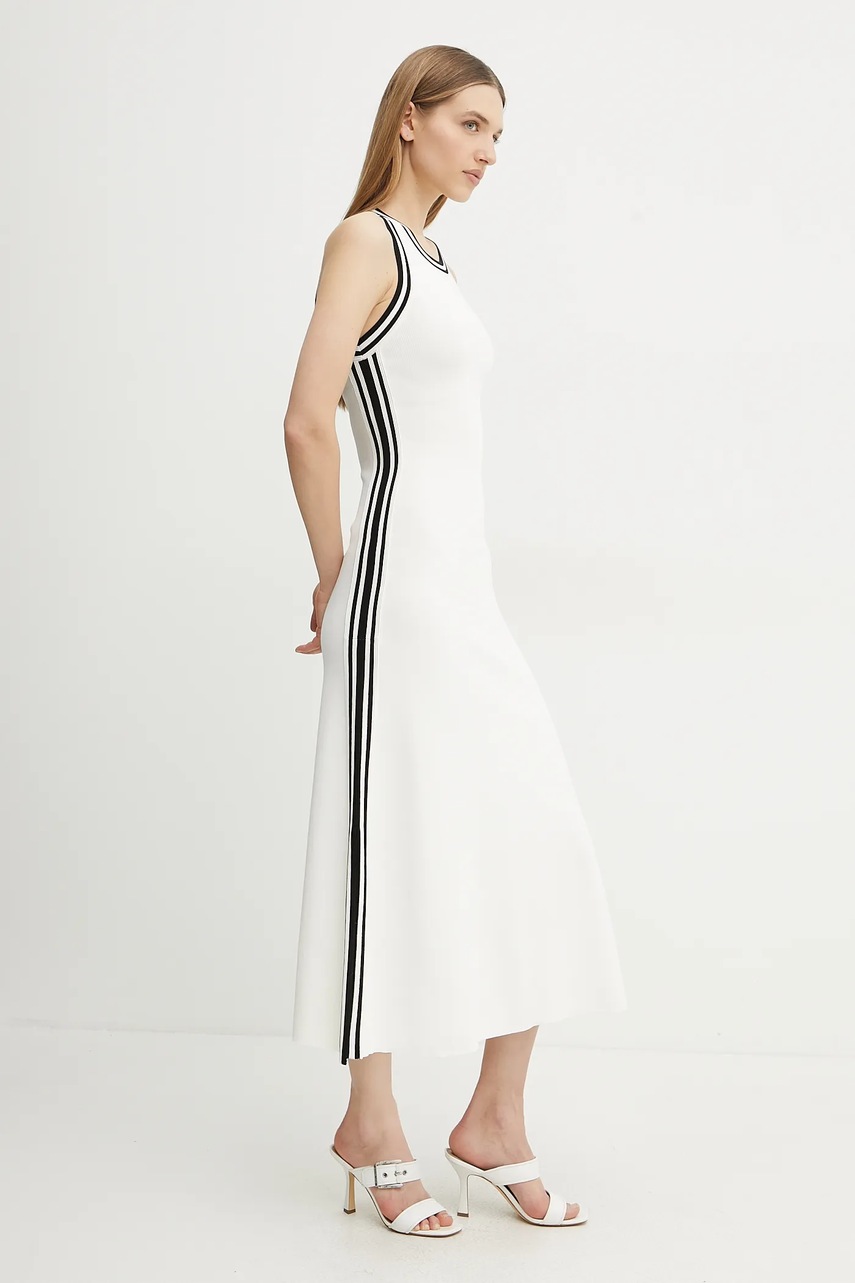 Платье Patrizia Pepe цвет бежевый maxi расклешённое 2A2881 K253 Платье Patrizia Pepe цвет бежевый maxi расклешённое 2A2881 K253