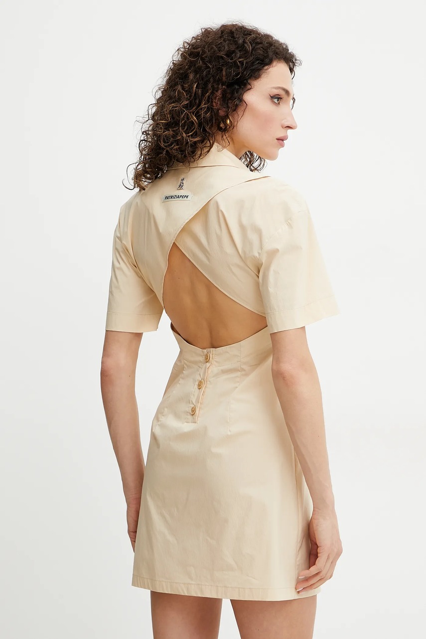 Φόρεμα Patrizia Pepe χρώμα: μπεζ, 2A2899 A570 φωτογραφία