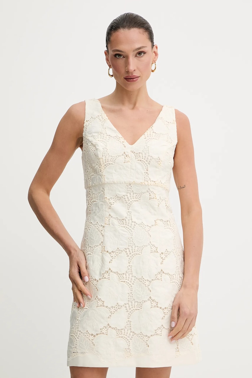 Levně Šaty Guess VEGA béžová barva, mini, přiléhavé, W5GK72 WH6I0